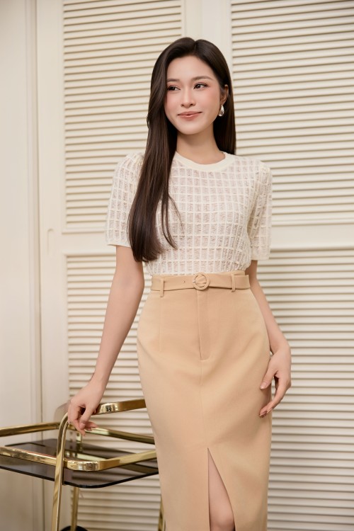 Sixdo Beige Woven Pencil Skirt